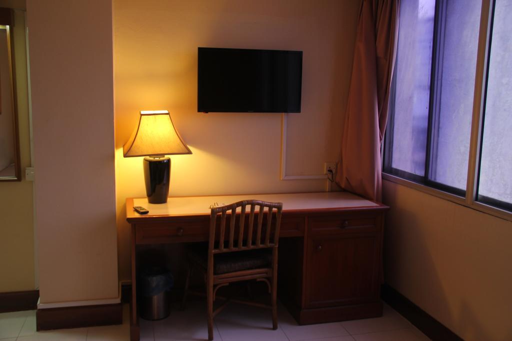 Orkid Hotel At Bukit Bintang Куала-Лумпур Экстерьер фото